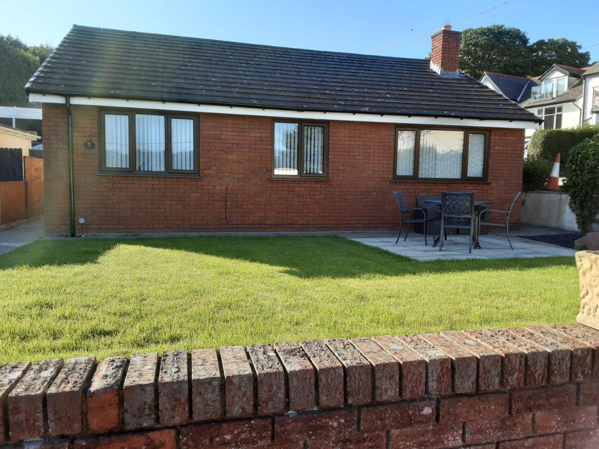 3-Bed Bungalow Near Conwy Valley Close To Castle Колуин Бей Екстериор снимка