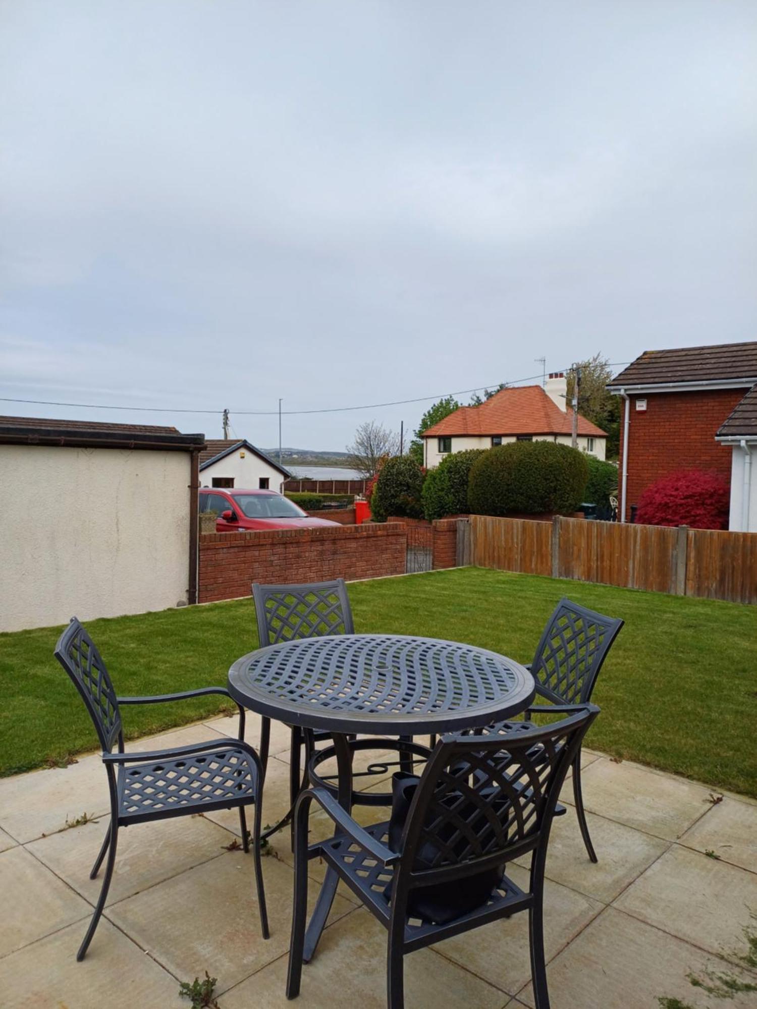 3-Bed Bungalow Near Conwy Valley Close To Castle Колуин Бей Екстериор снимка