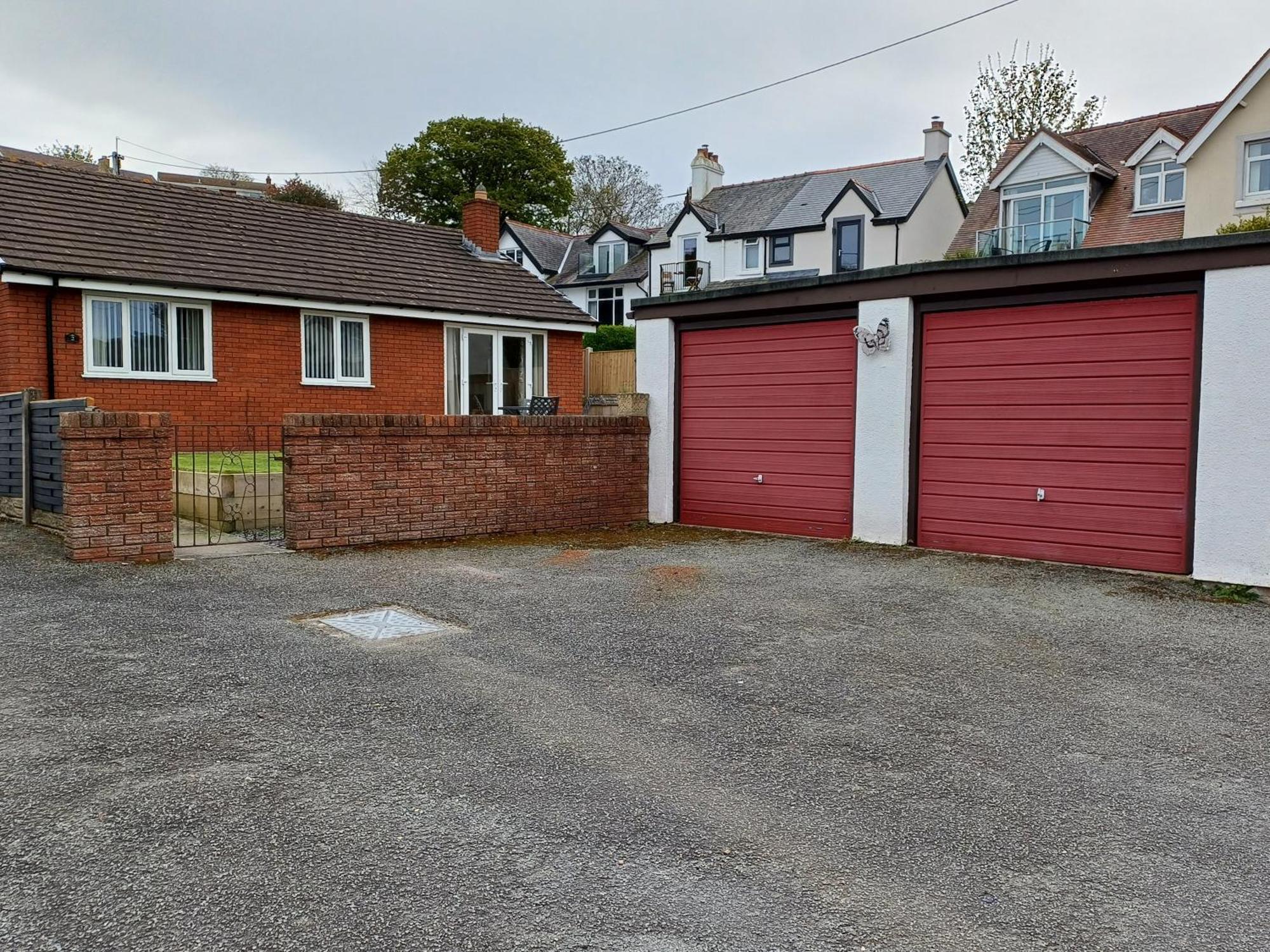 3-Bed Bungalow Near Conwy Valley Close To Castle Колуин Бей Екстериор снимка